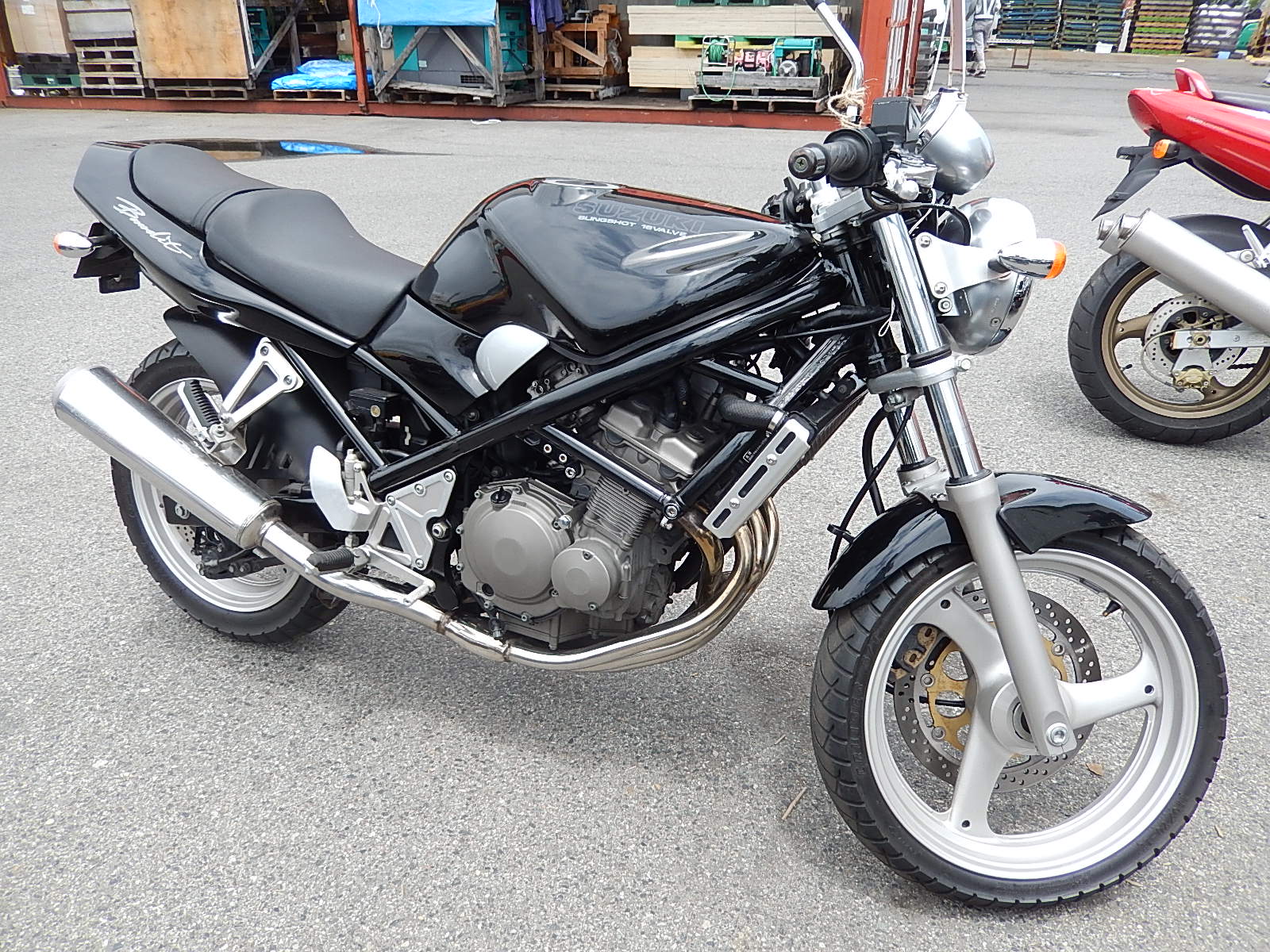 Фото Suzuki Bandit 250