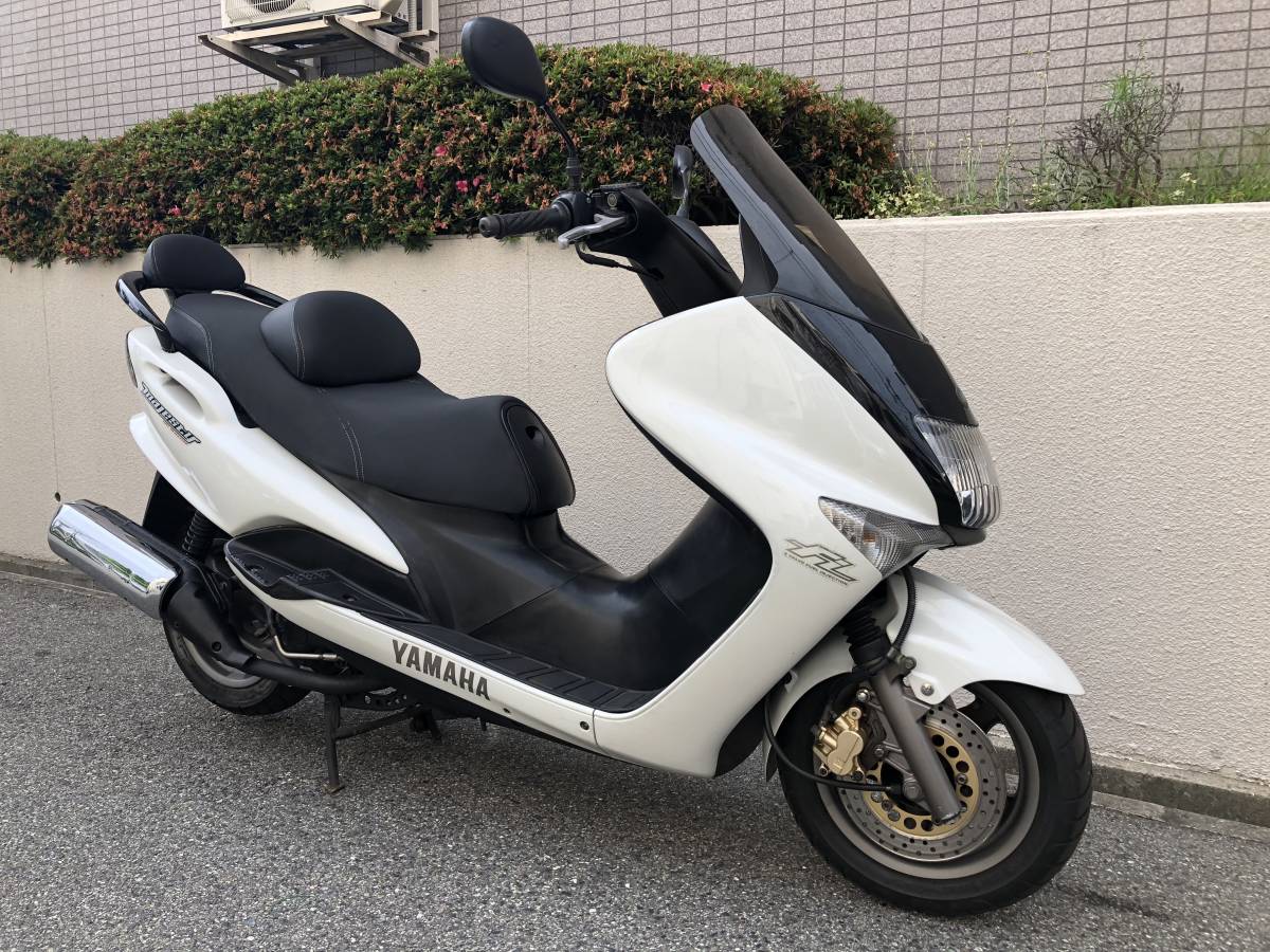 Yamaha Majesty 125